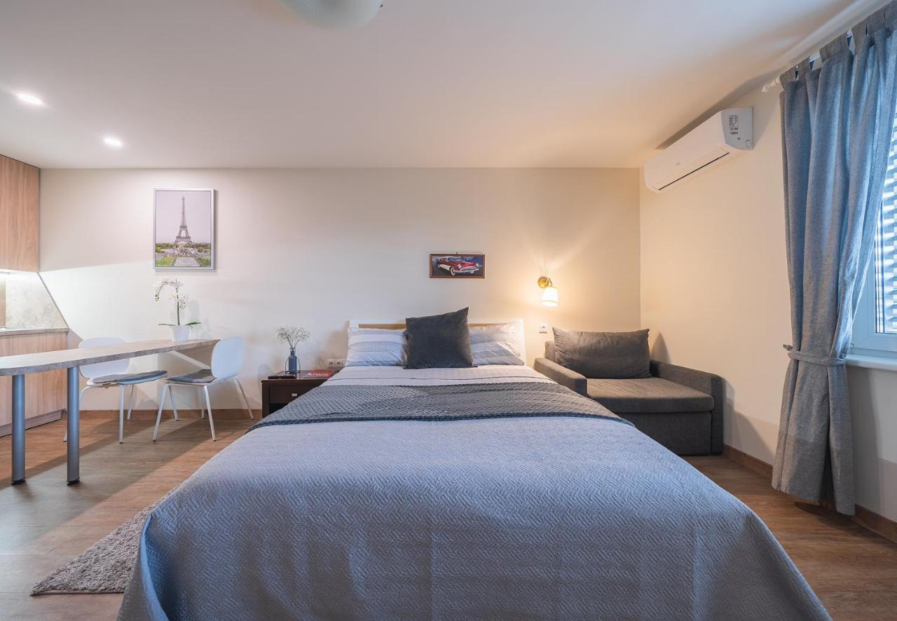 Gyneju Self Check-In Apartments Vilnius Exterior photo